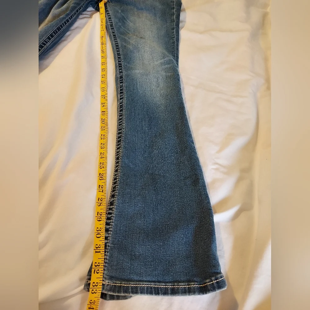Miss Me Mid-rise Slim Boot Jeans with Intricate Embroidery And Beading - Picture 7 of 10